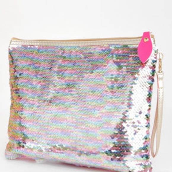 LA Justin & Taylor Handbags - NWT LA Sequin Love Clutch